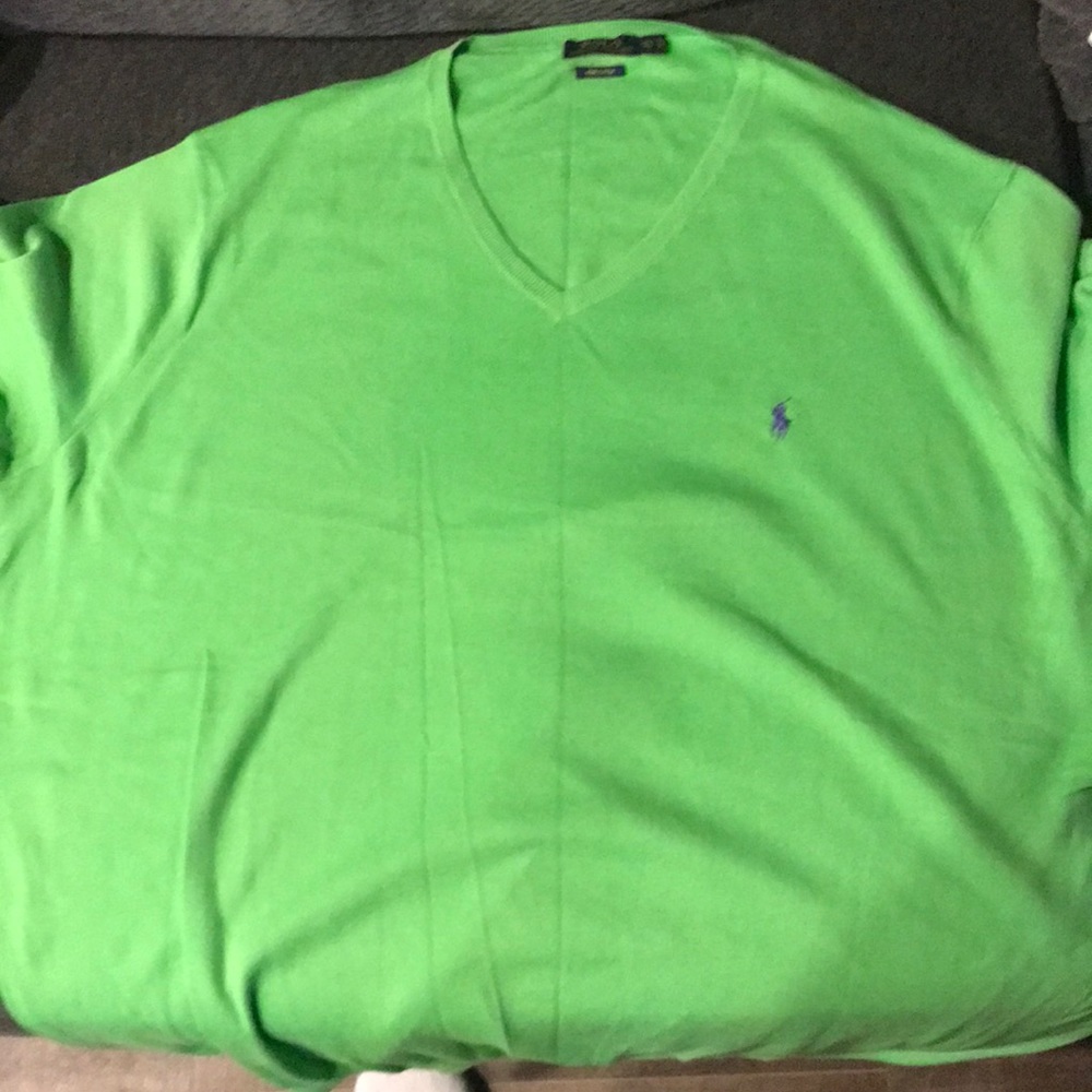 V Neck polo